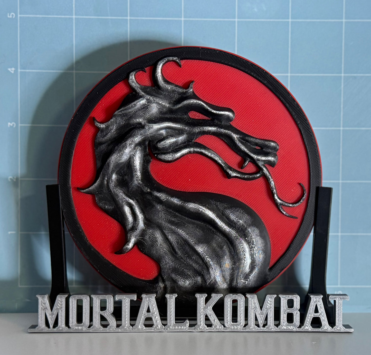Mortal kombat and street fighter 2 logos.