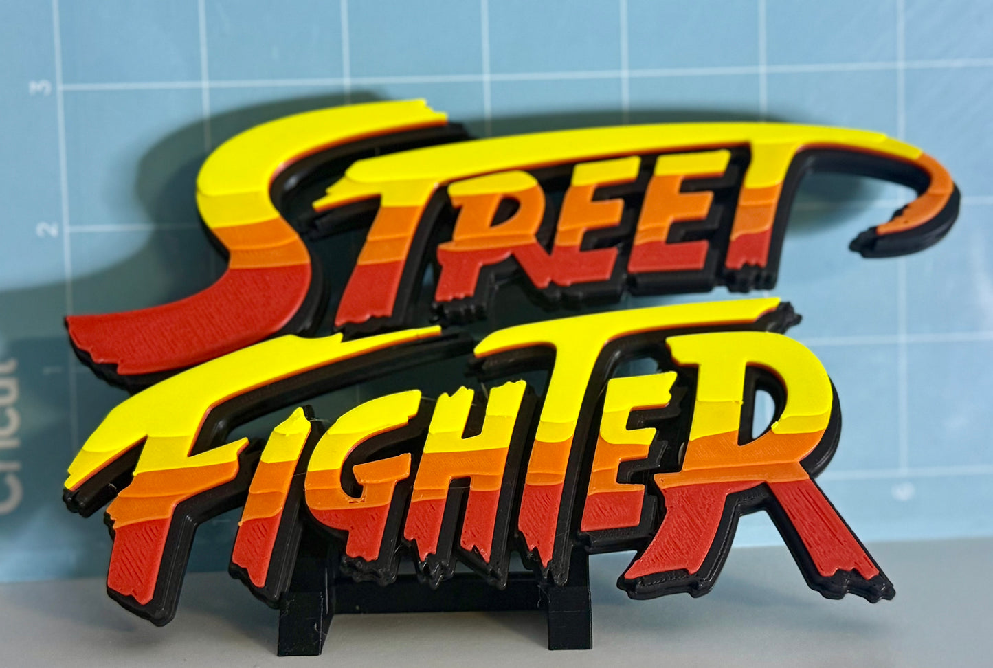 Mortal kombat and street fighter 2 logos.